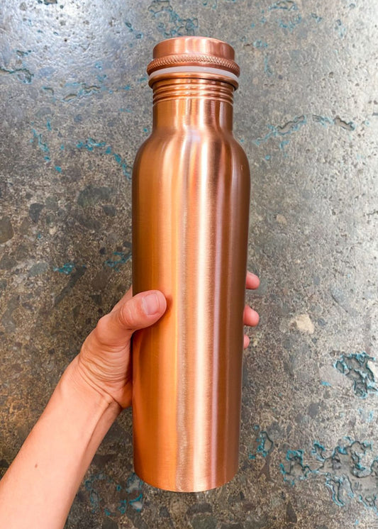 Botella de 1 LITRO Modelo “Lisa” acabado mate 100% COBRE